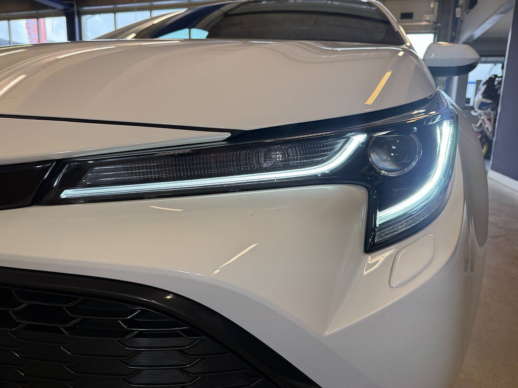 Vehicle Image 15