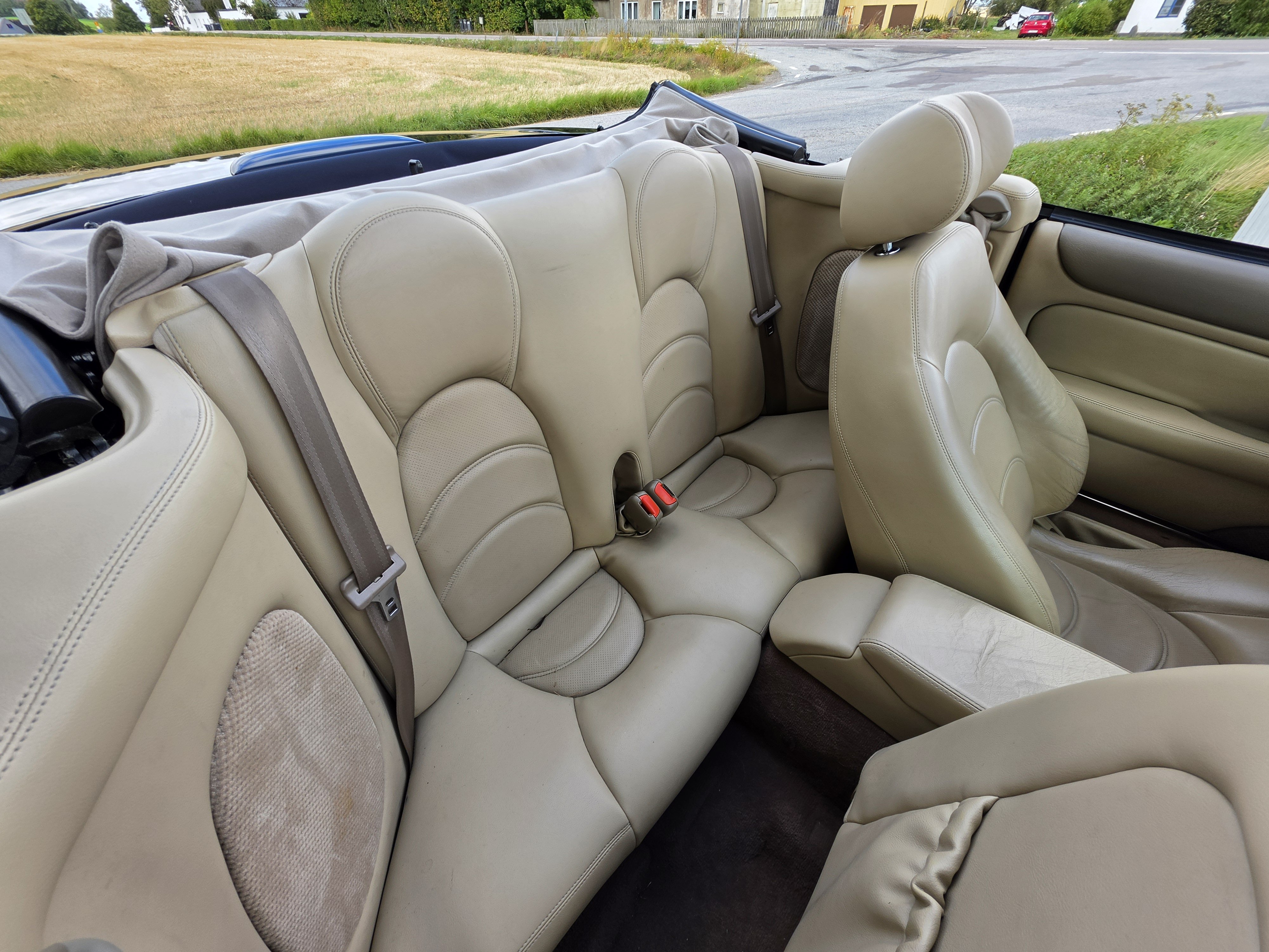 Vehicle Image 36