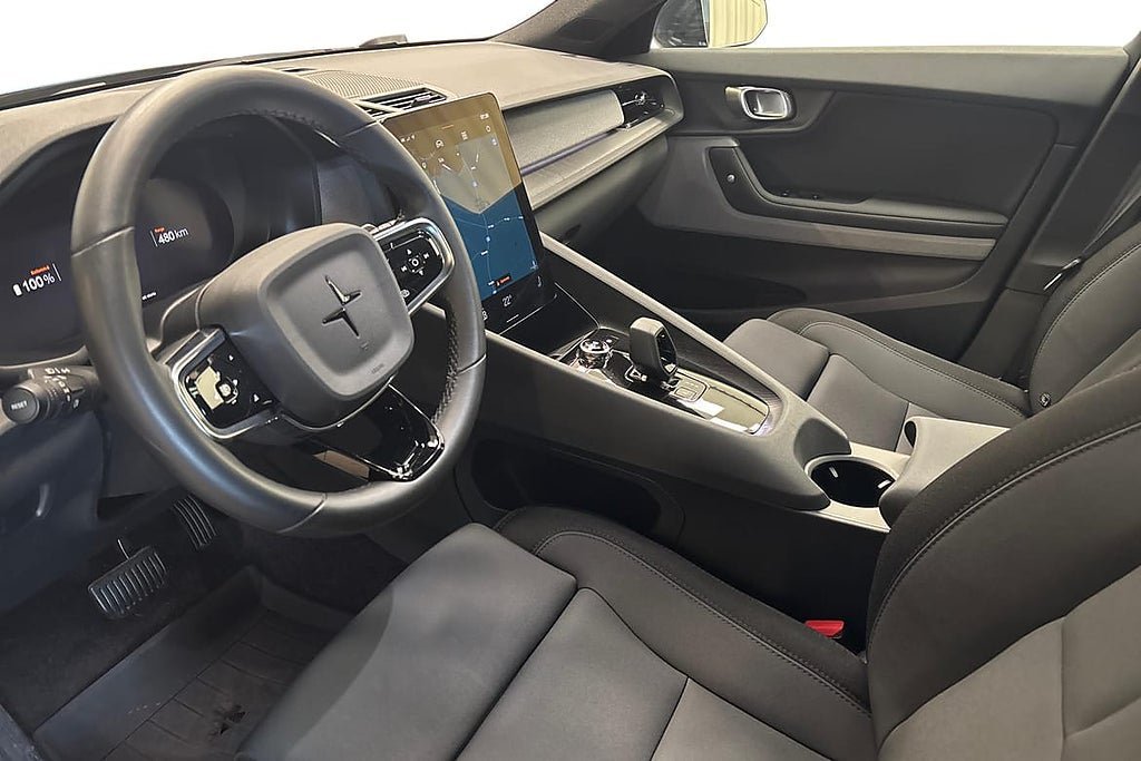 Vehicle Image 8