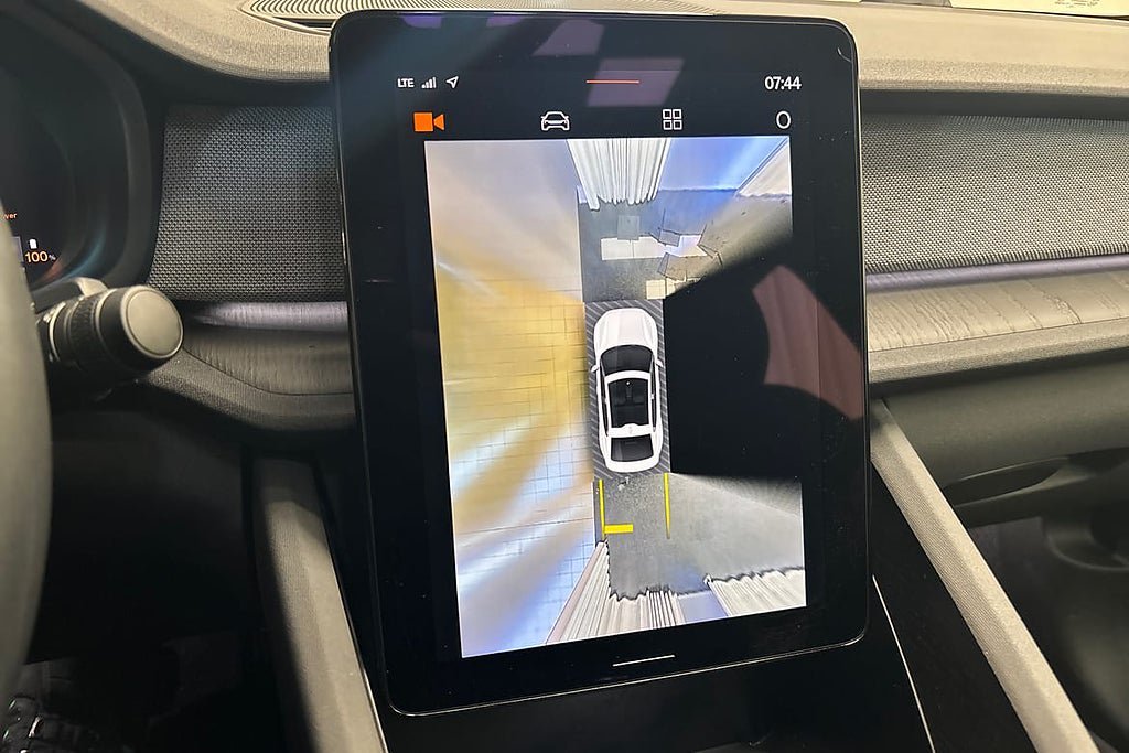 Vehicle Image 17