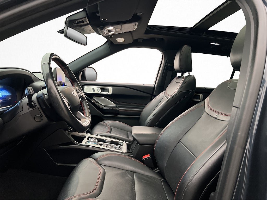 Vehicle Image 15