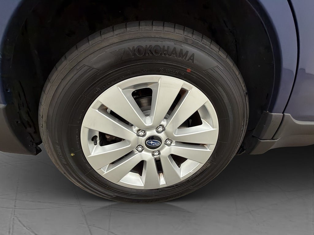 Vehicle Image 32