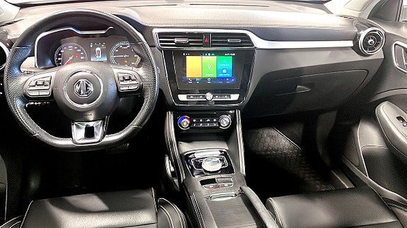 Vehicle Image 4