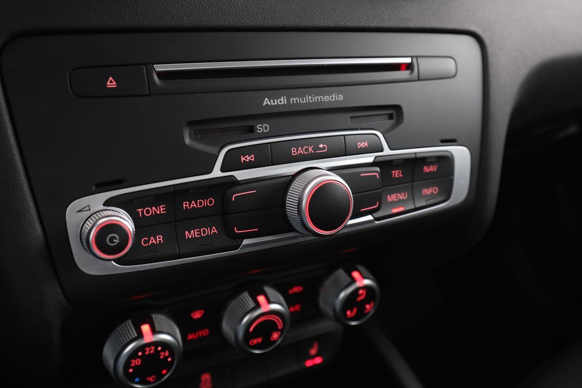 Vehicle Image 23