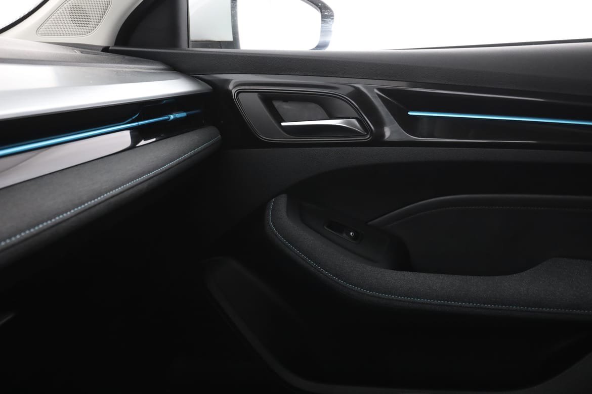 Vehicle Image 31