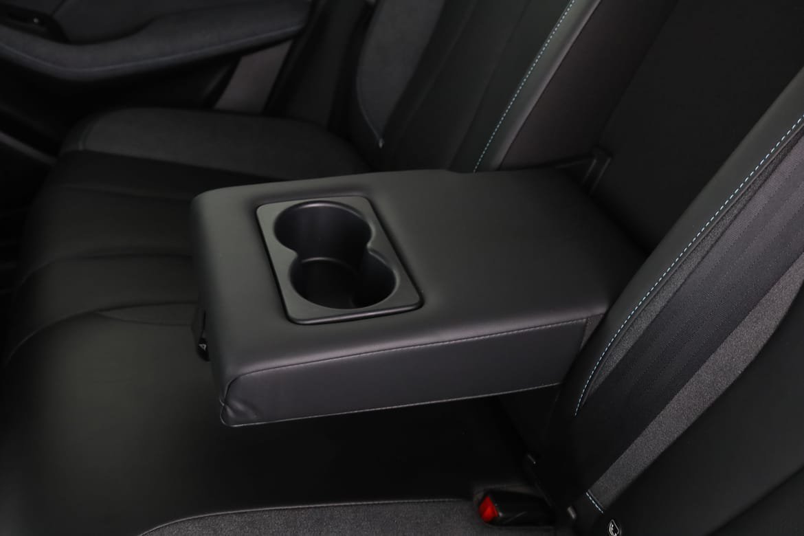 Vehicle Image 37