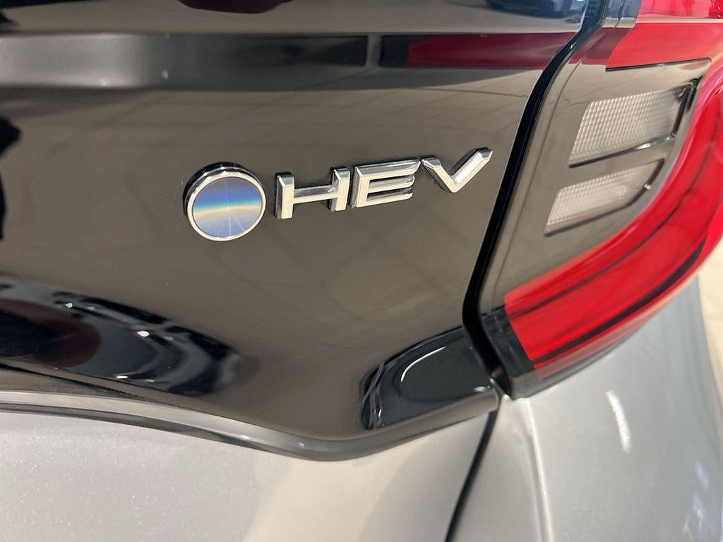 Vehicle Image 21