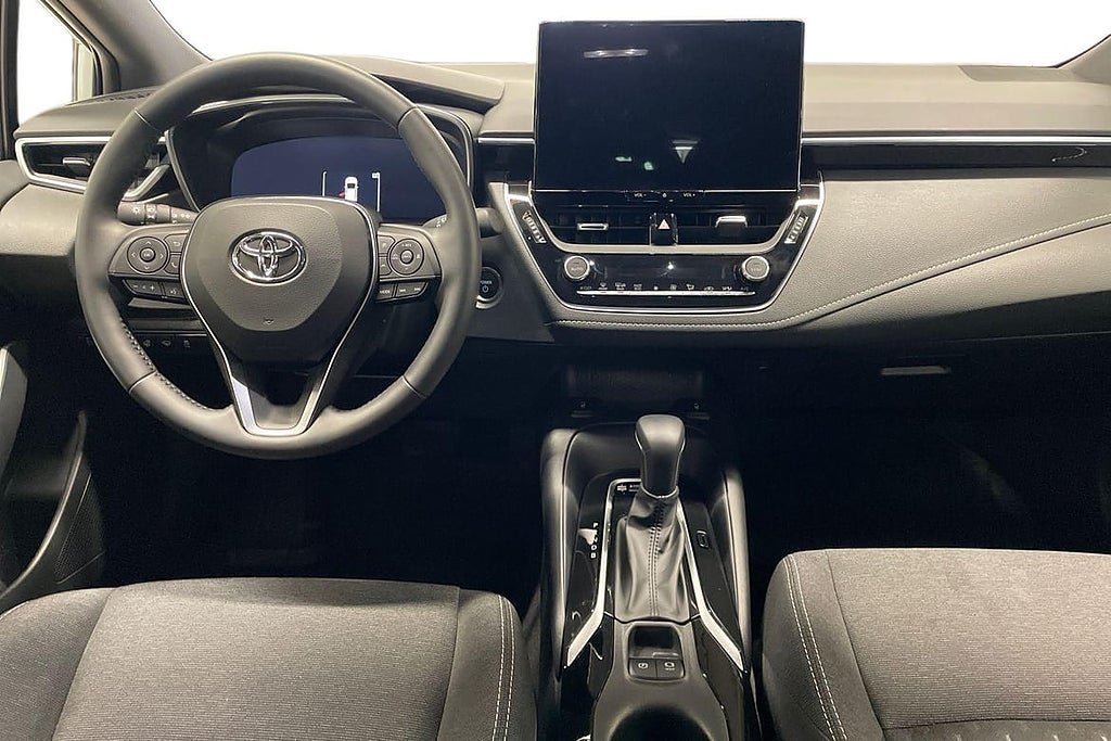 Vehicle Image 10