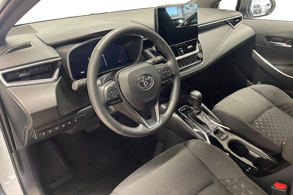 Vehicle Image 14