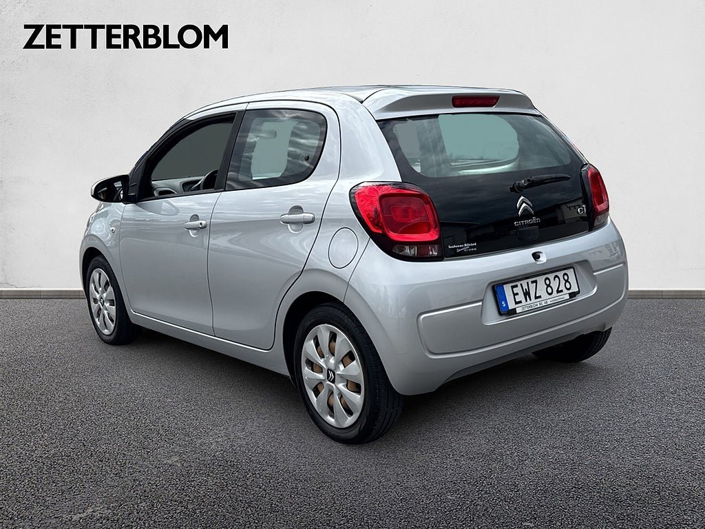 Vehicle Image 3