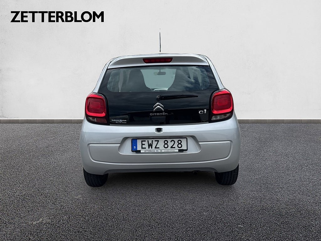 Vehicle Image 4