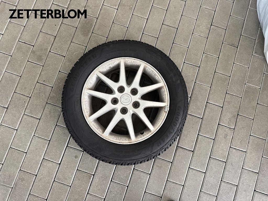Vehicle Image 15