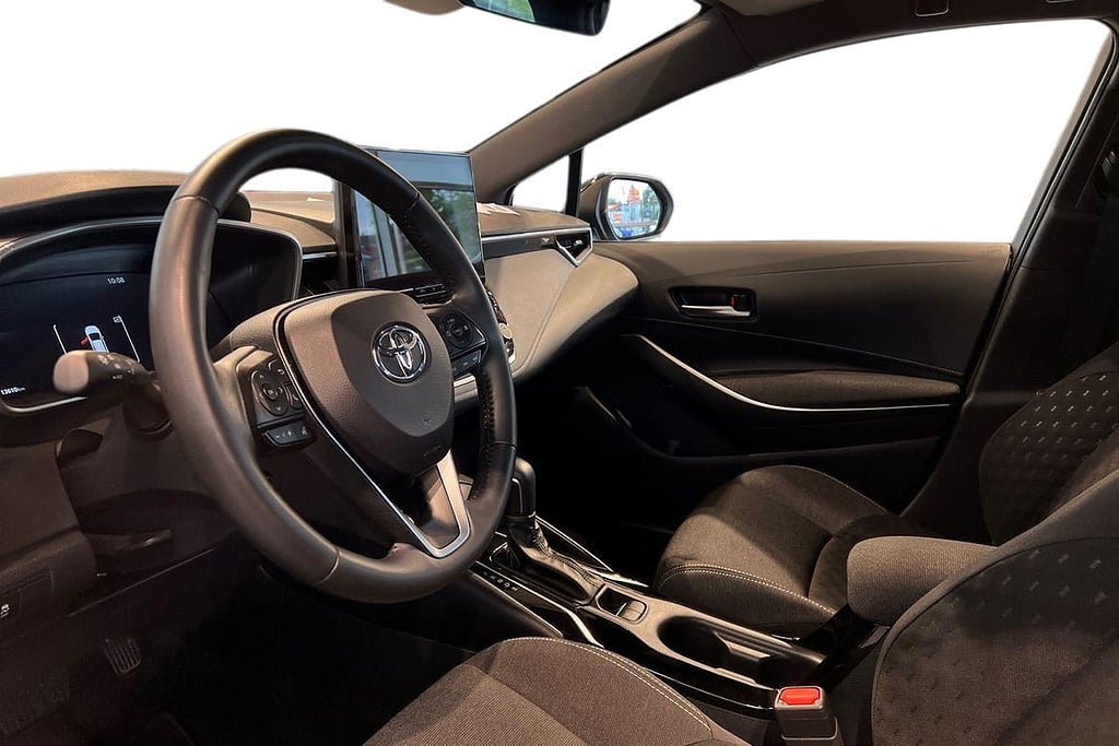 Vehicle Image 14