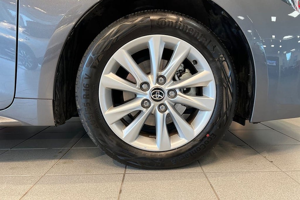 Vehicle Image 17
