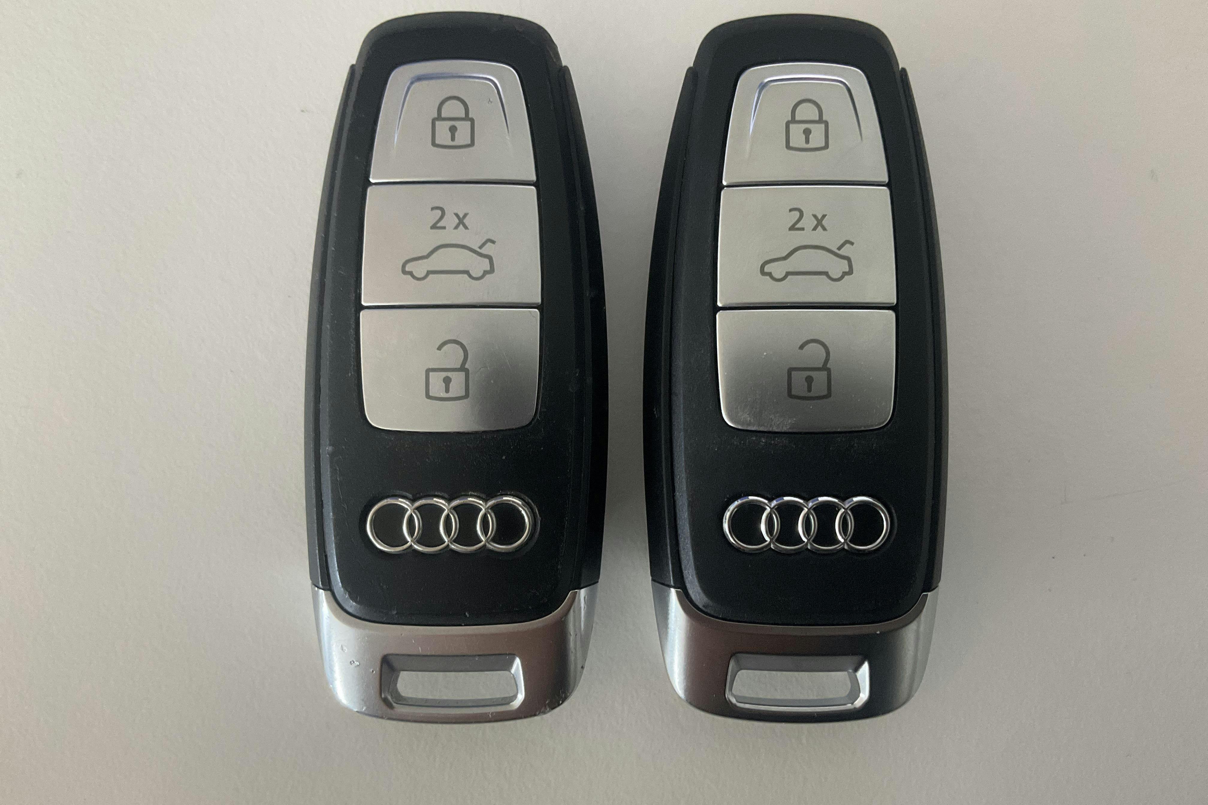 Vehicle Image 21