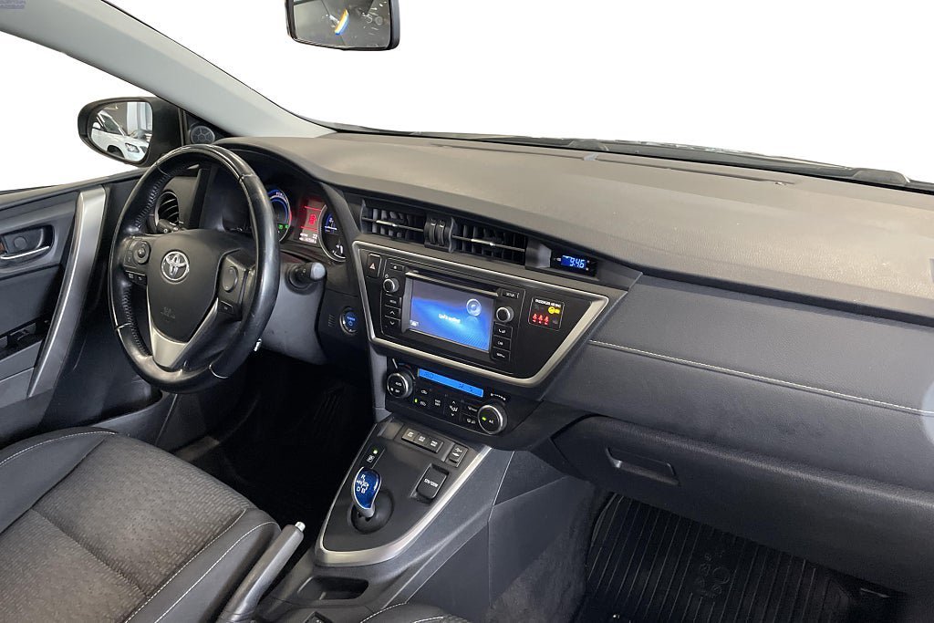 Vehicle Image 15