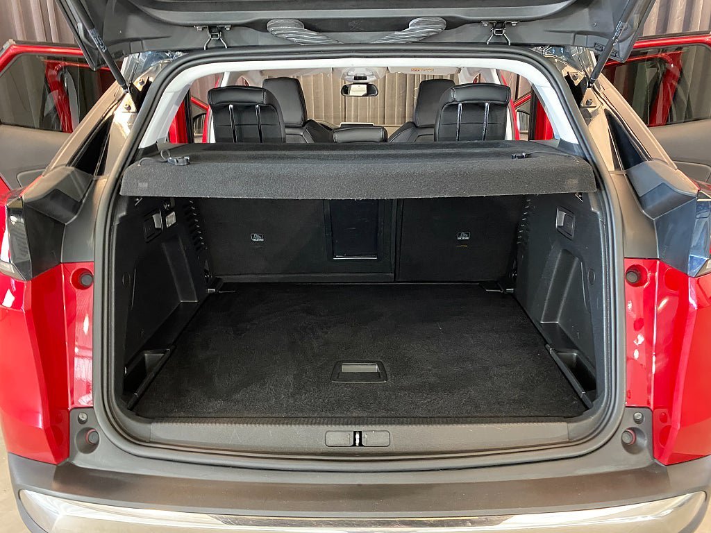 Vehicle Image 37