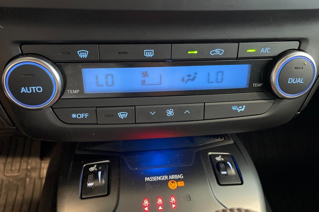Vehicle Image 20