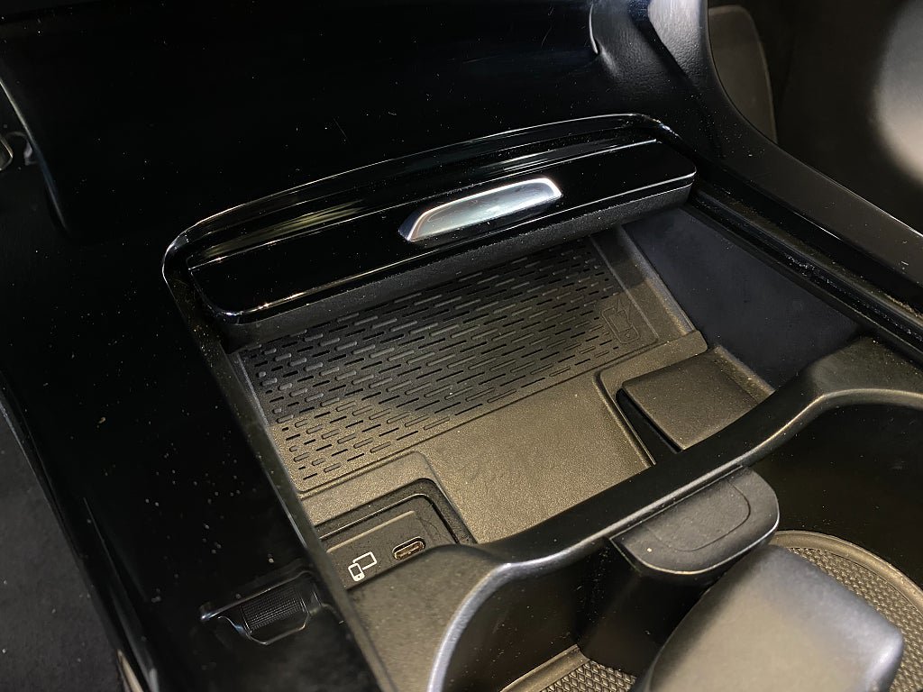 Vehicle Image 52