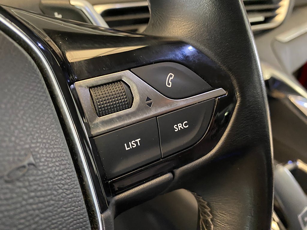 Vehicle Image 60