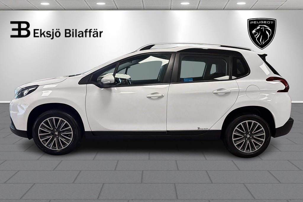 Vehicle Image 7
