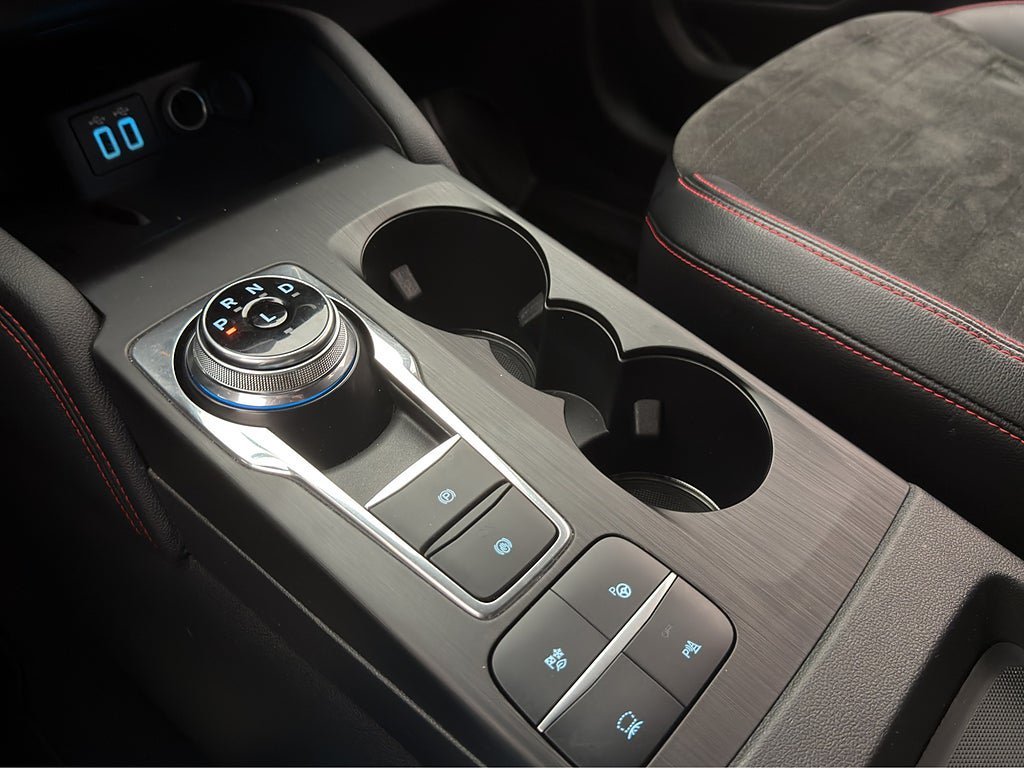 Vehicle Image 24