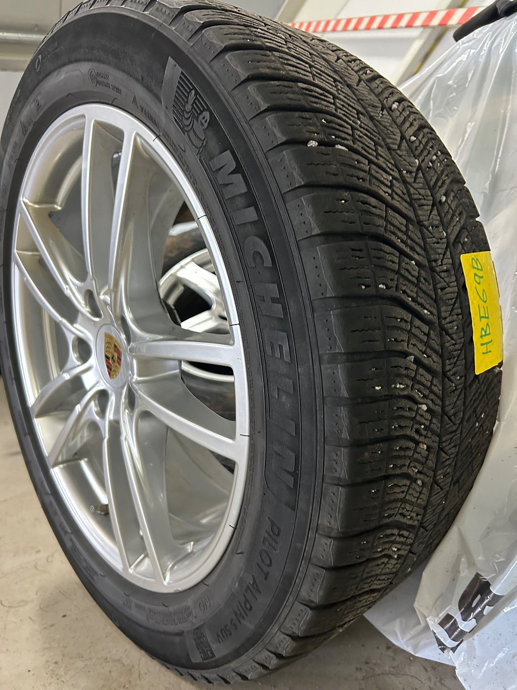 Vehicle Image 21