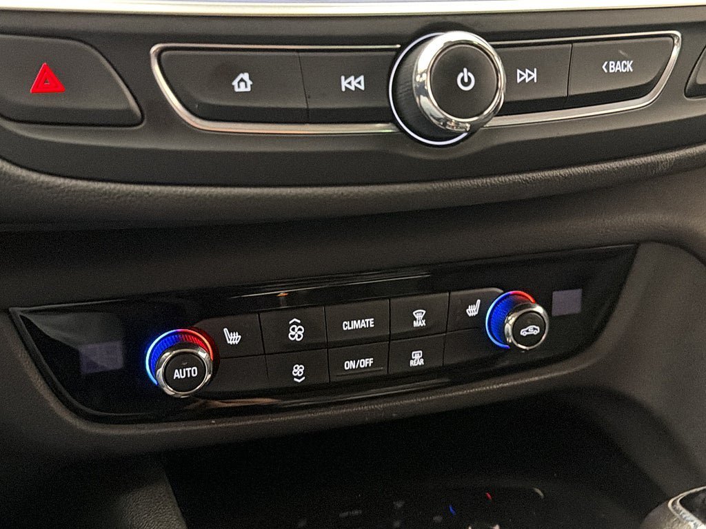 Vehicle Image 22