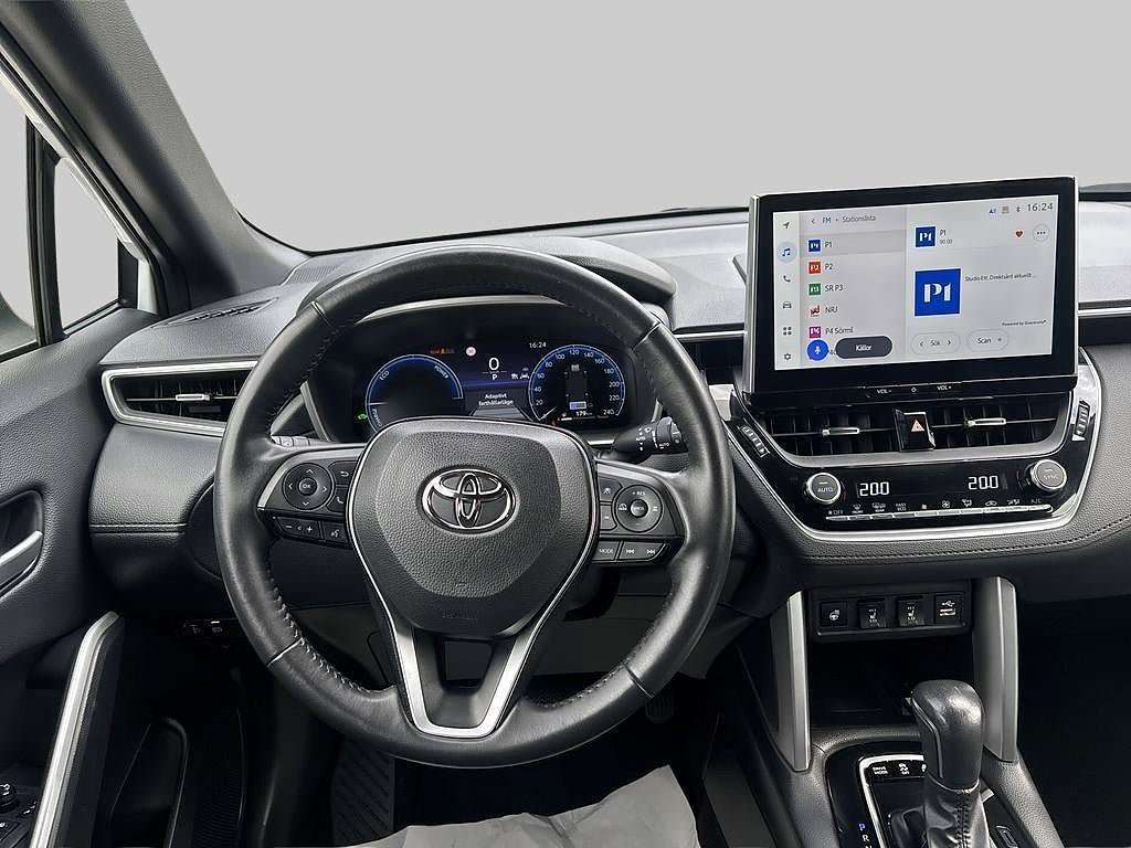Vehicle Image 8