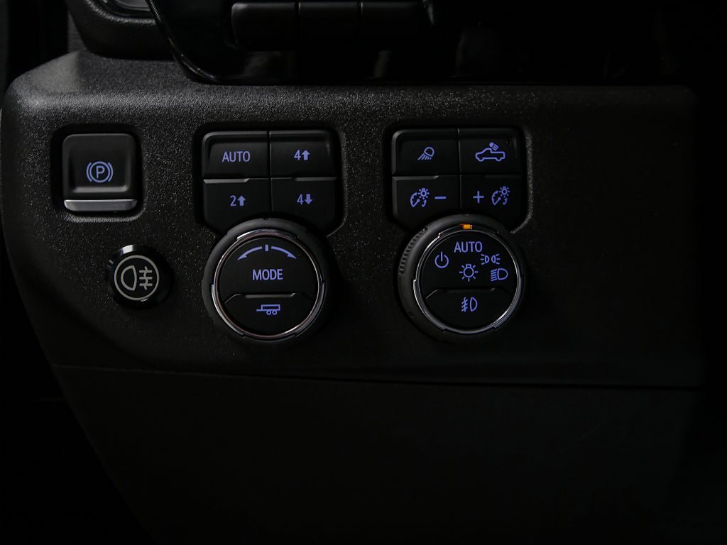 Vehicle Image 17