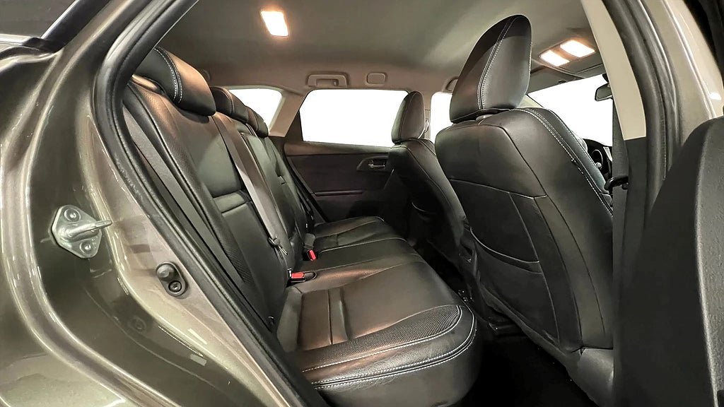 Vehicle Image 14