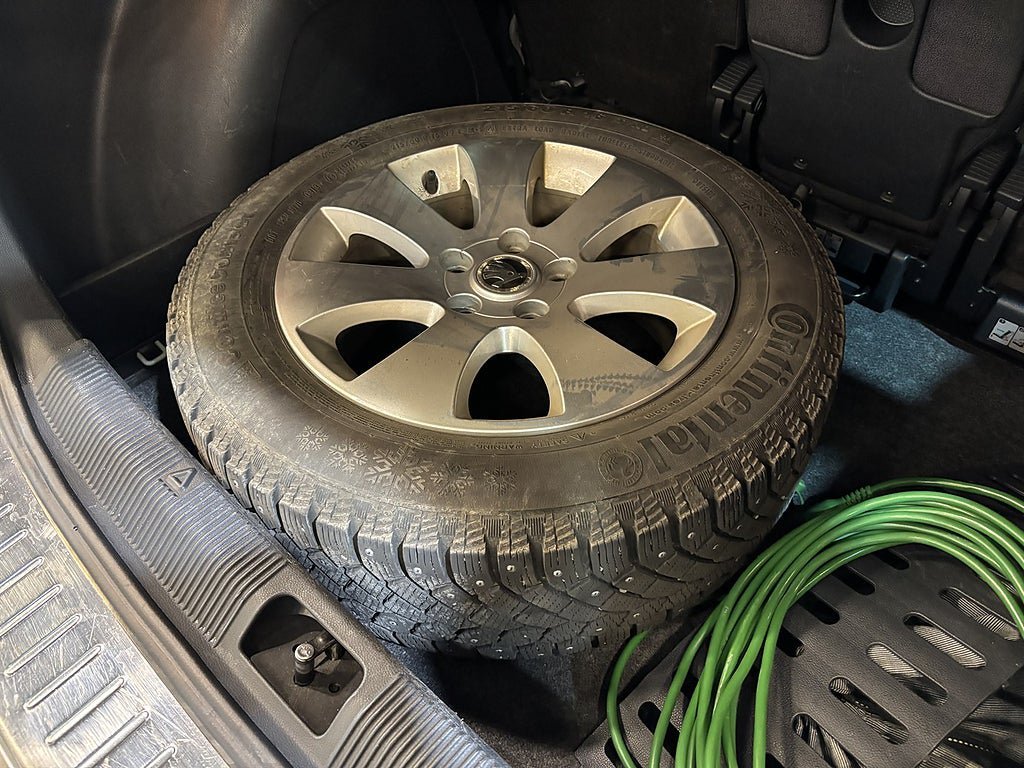 Vehicle Image 19