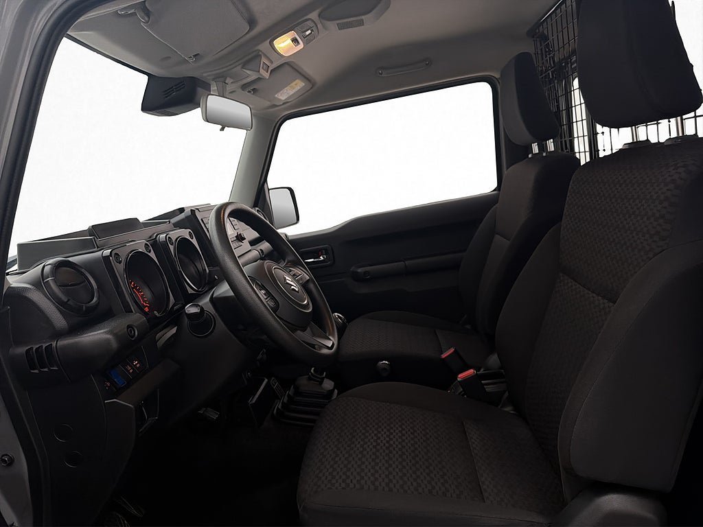 Vehicle Image 16