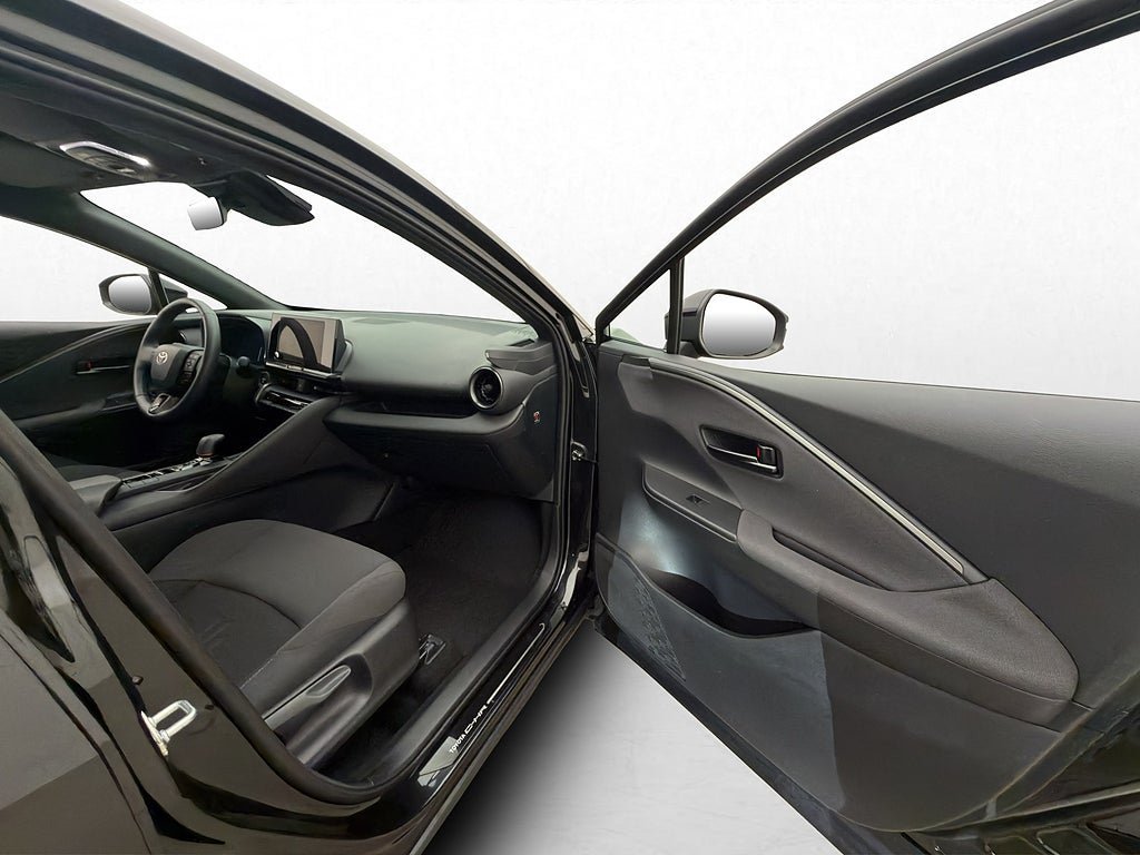 Vehicle Image 15