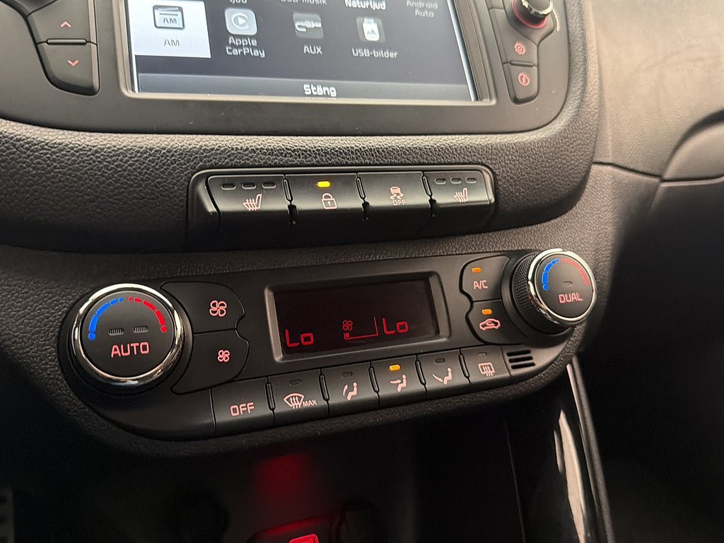 Vehicle Image 26