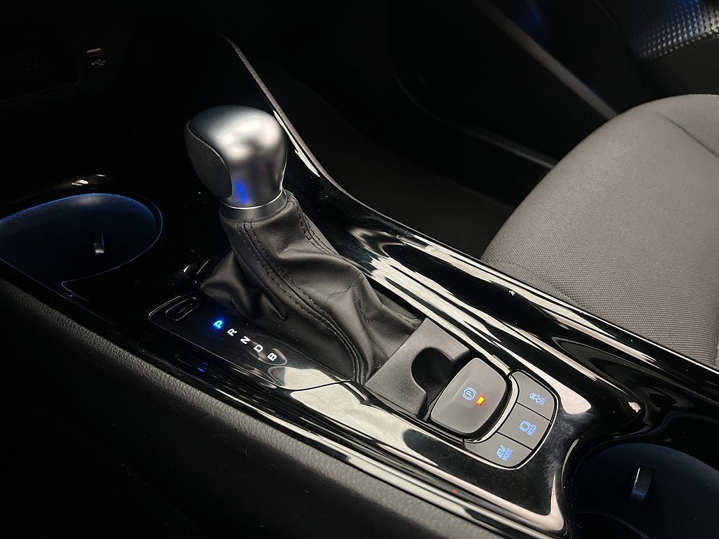 Vehicle Image 22