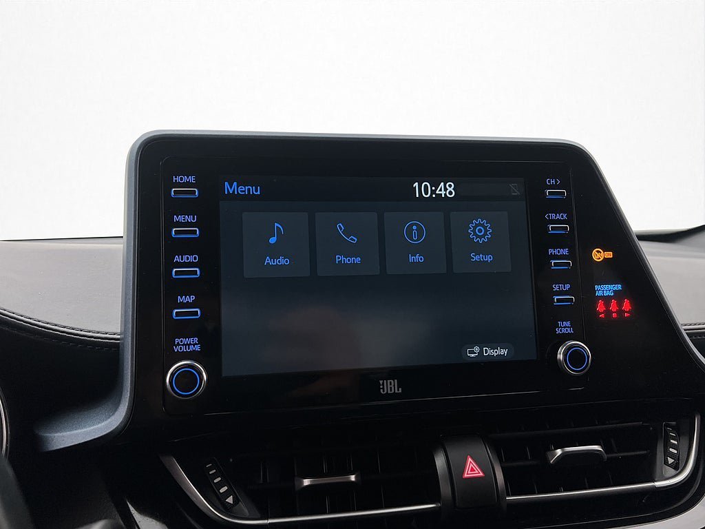 Vehicle Image 25