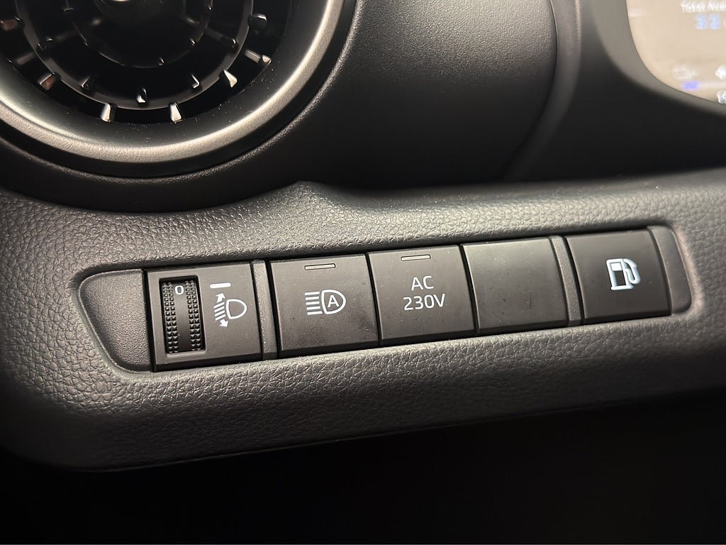 Vehicle Image 29