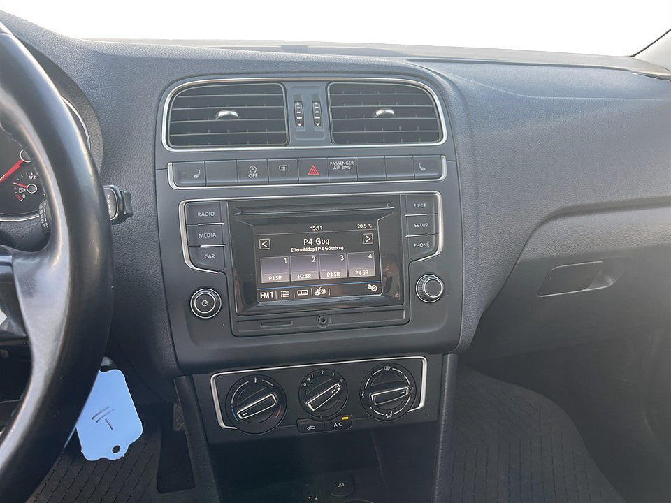 Vehicle Image 9