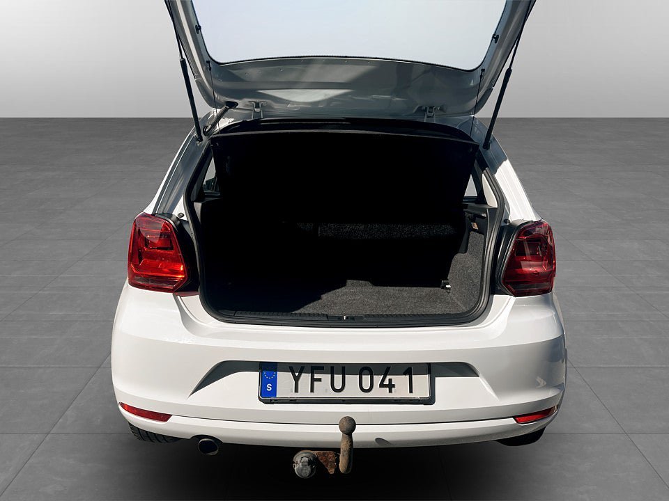 Vehicle Image 15