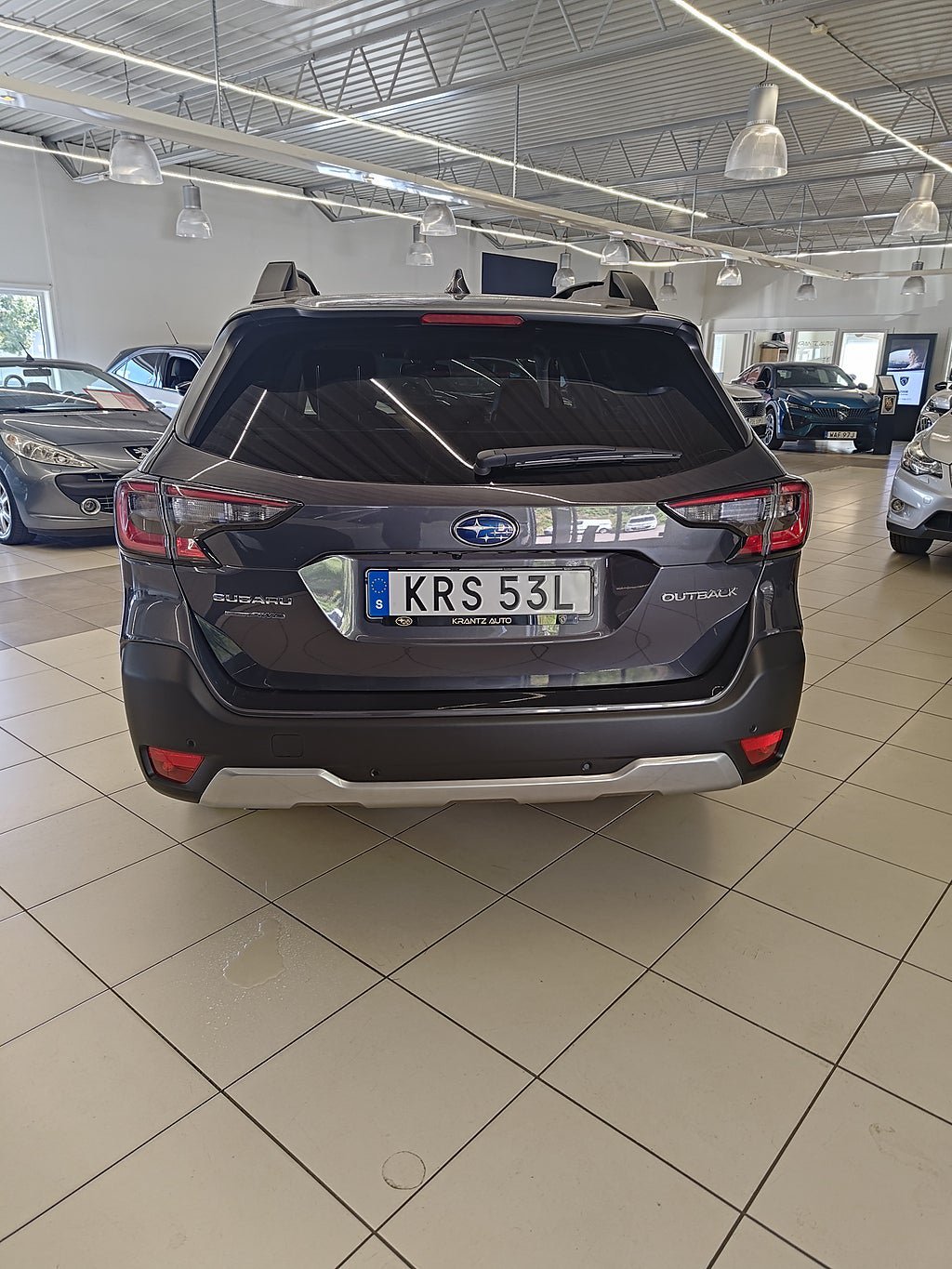 Vehicle Image 5