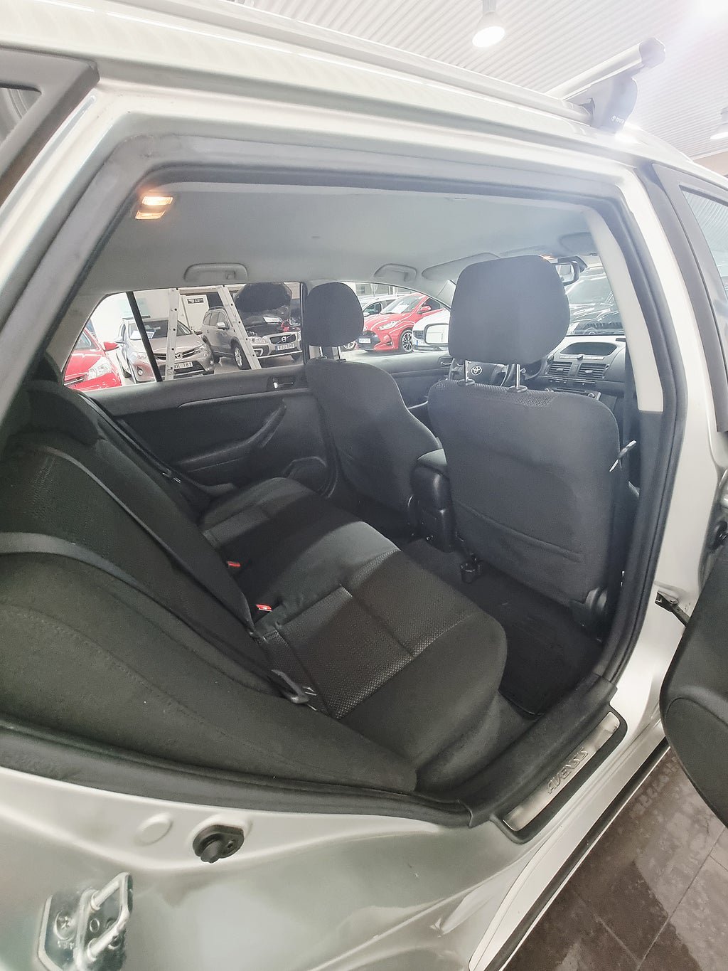 Vehicle Image 20
