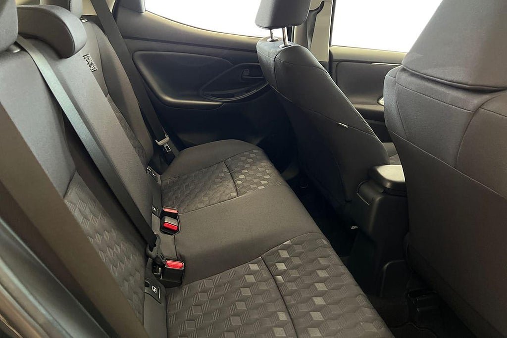 Vehicle Image 7