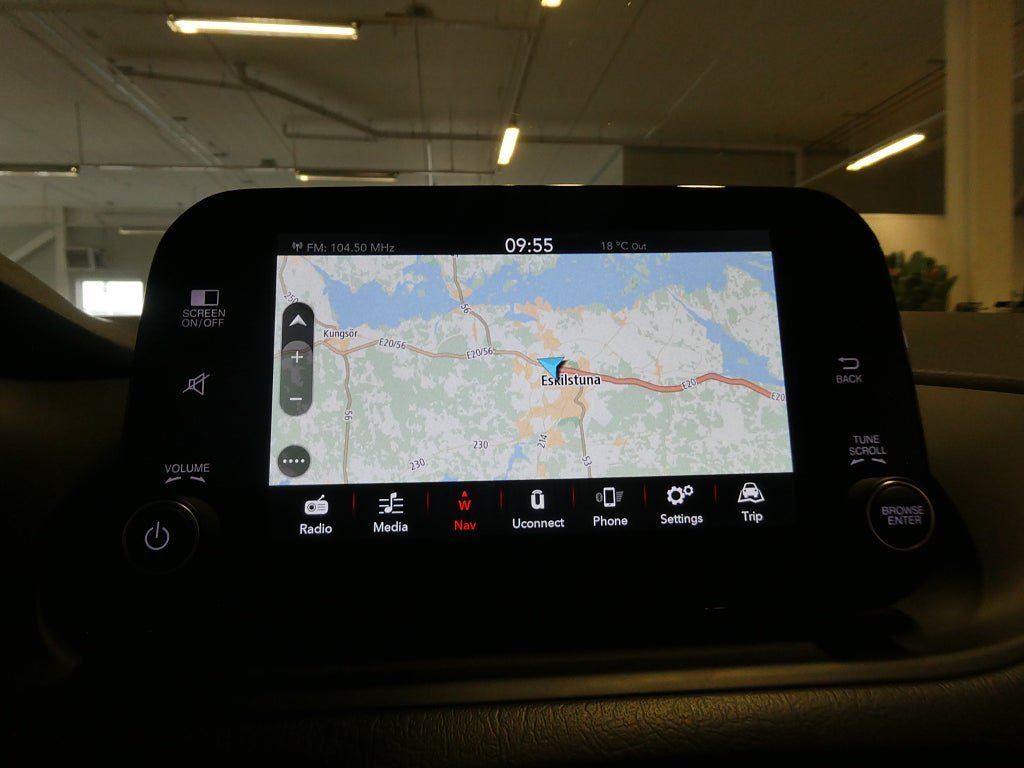 Vehicle Image 18