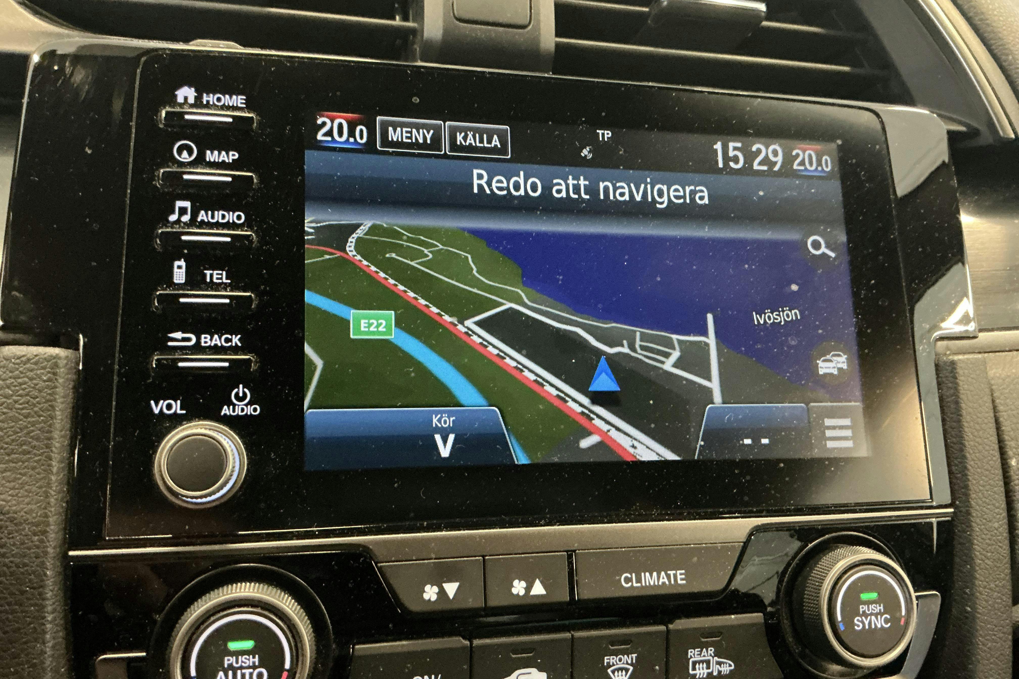 Vehicle Image 12