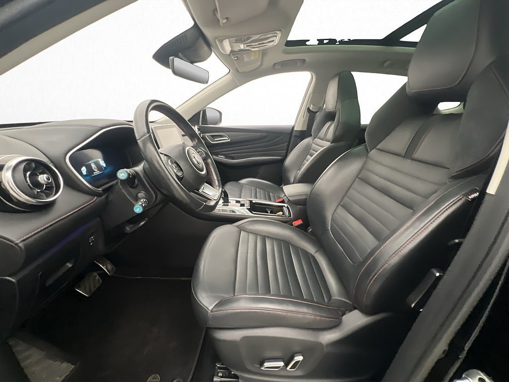 Vehicle Image 13