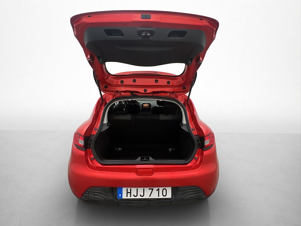 Vehicle Image 28
