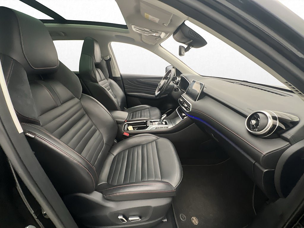 Vehicle Image 30