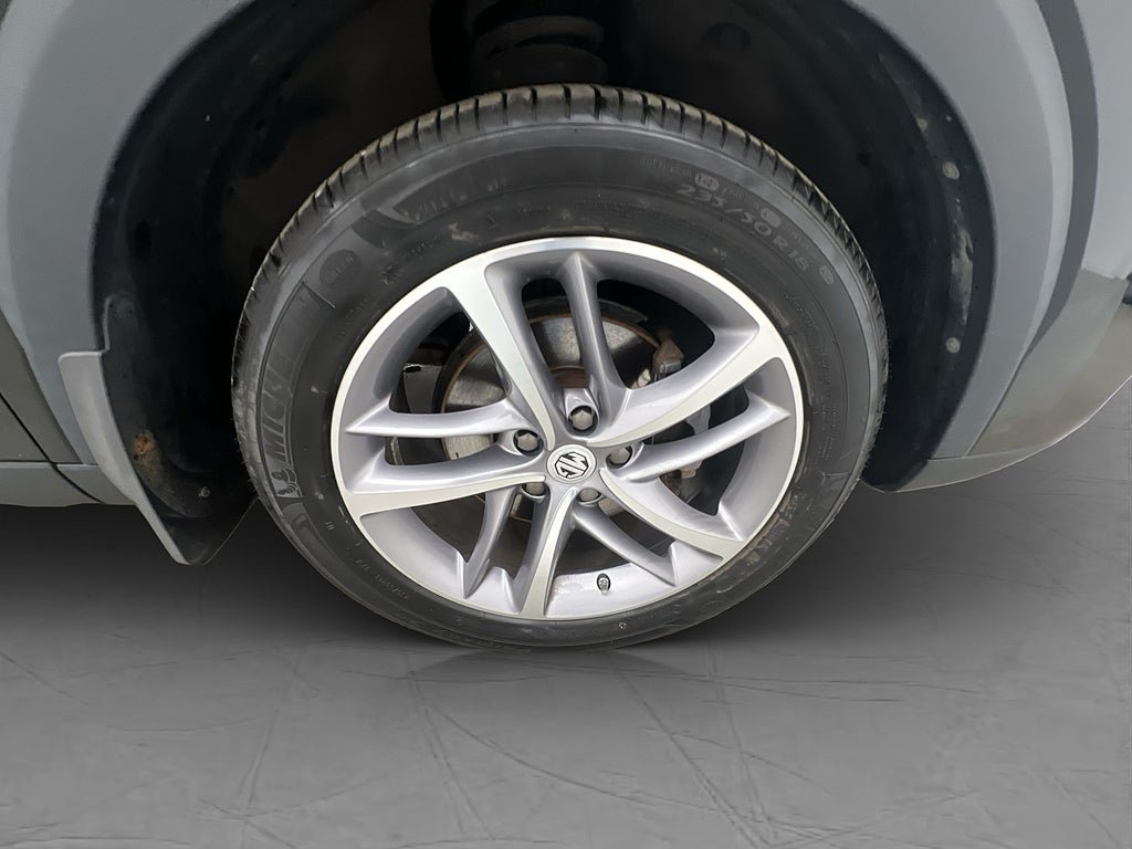 Vehicle Image 35