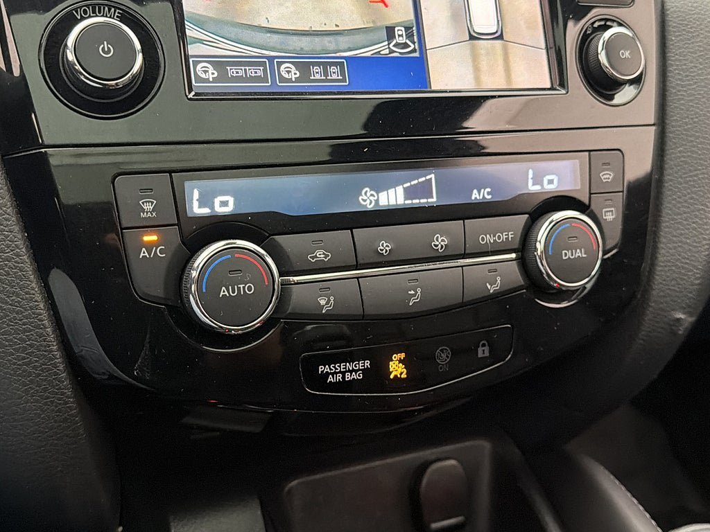 Vehicle Image 26
